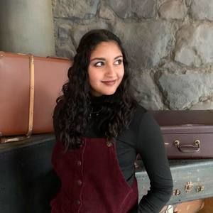 Meet your Posher, Divya